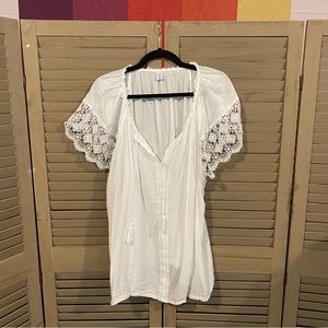 Old Navy Women’s Tall XXL White Crochet Short Sleeve Top w/ Tassels